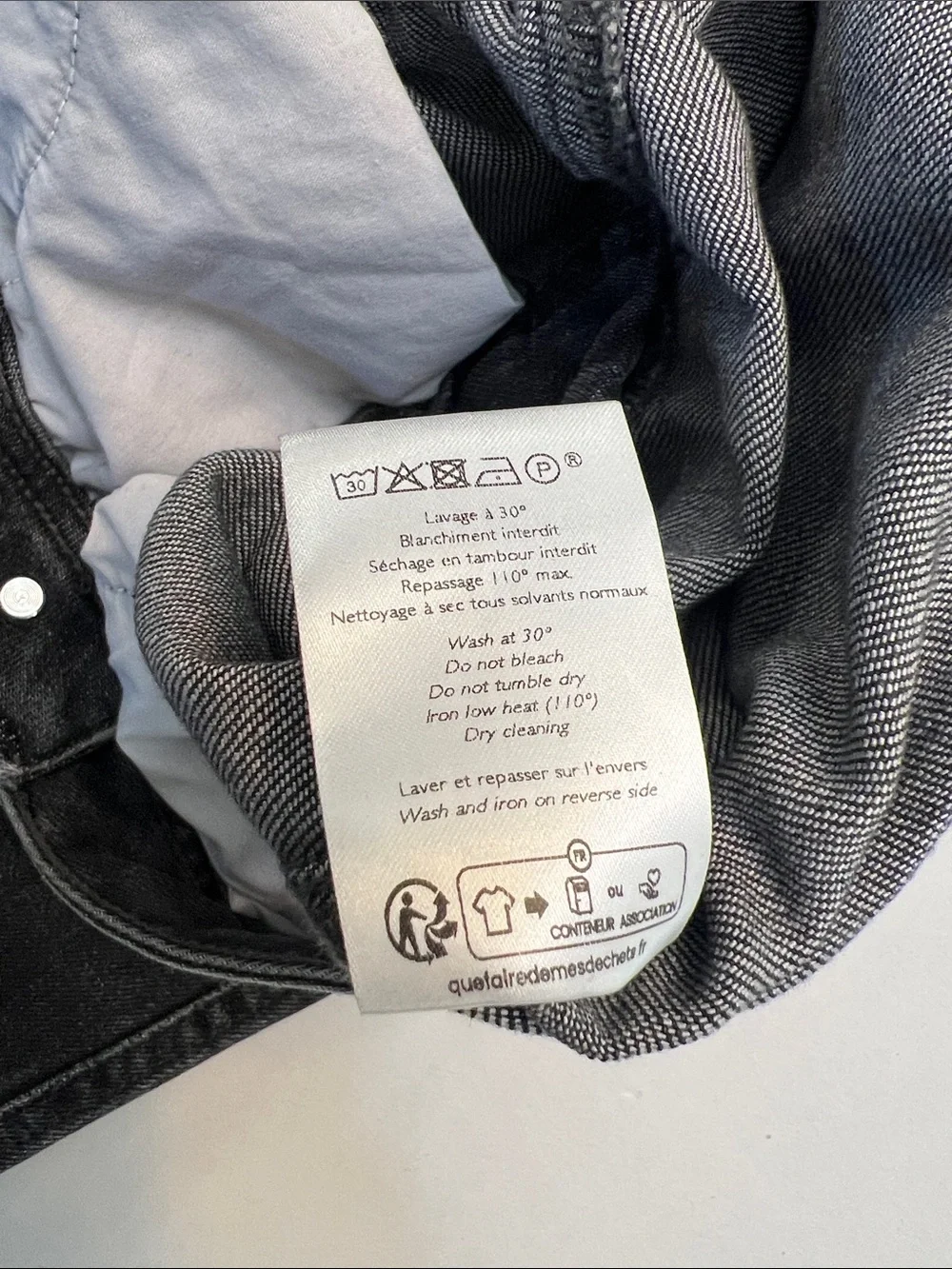 SEZANE DENIM BLACK/ GRAY JEANS SIZE 36=US 4